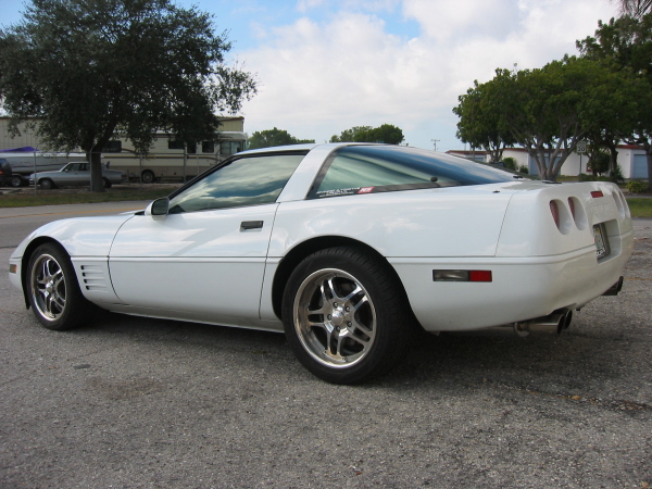 92 Corvette Coupe - Snowball